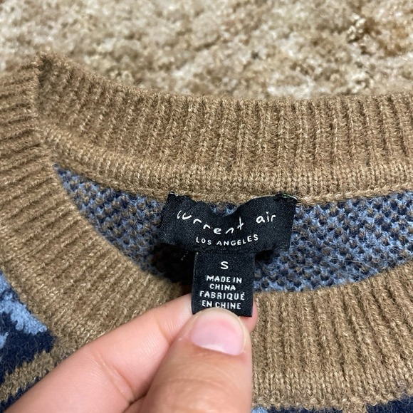 Current Air Los Angeles Woman's Sweater Size Small - Picture 2 of 6